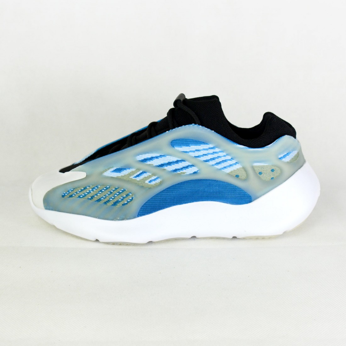 adidas originals u_path x